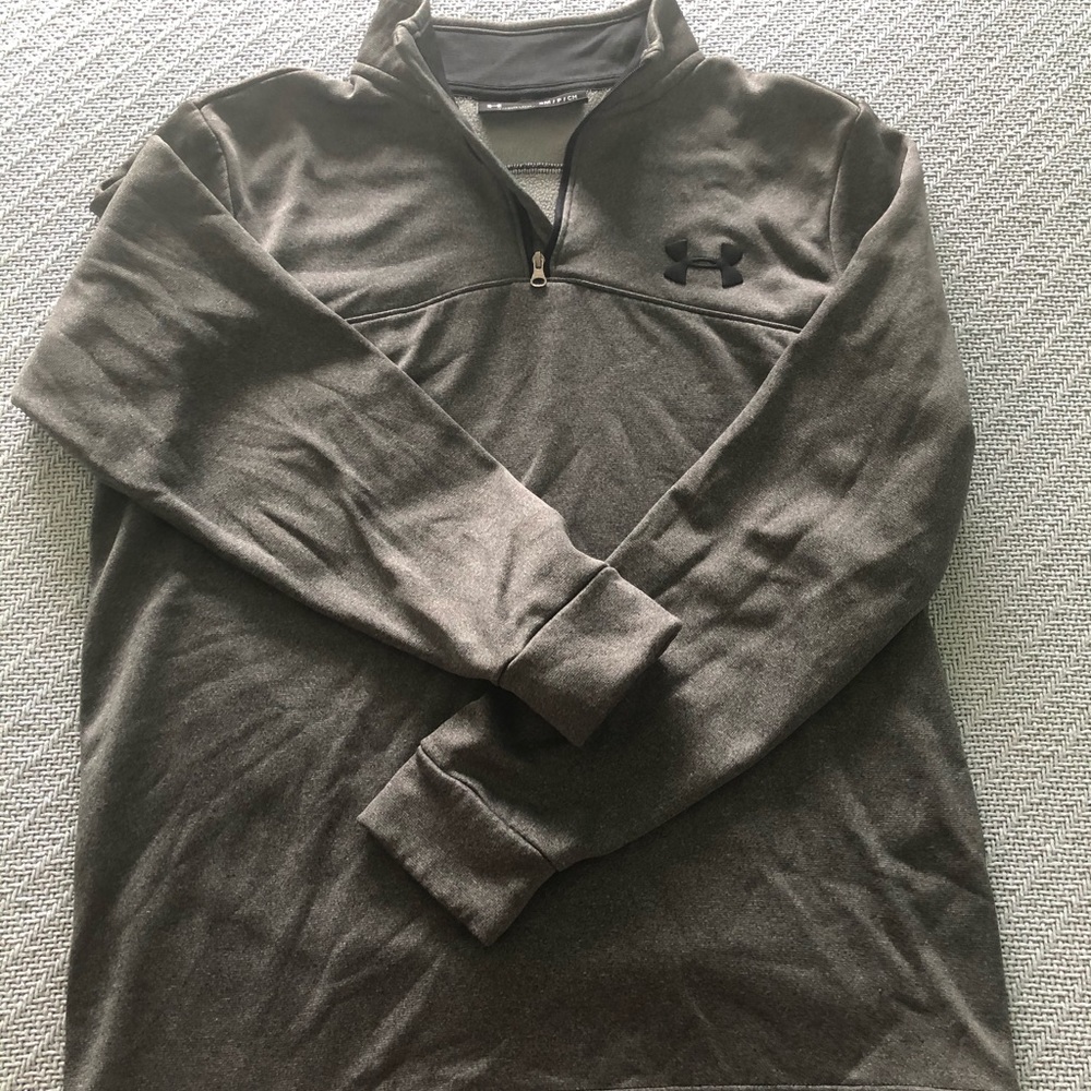 Under Armour quarter zip pullover